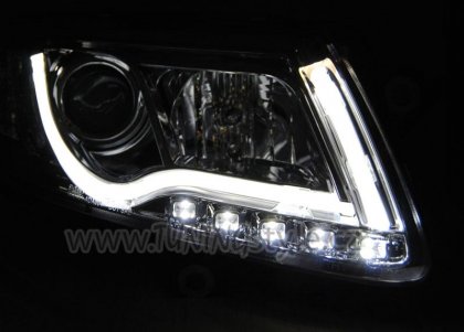 Přední světla LED RL TubeLights D2S xenon Audi A6 4F 04-08 černá