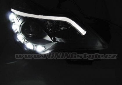 Přední světla s LED denními světly Opel Corsa D 11-14 černá