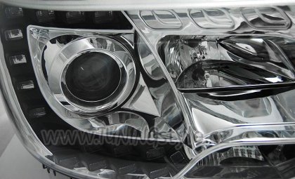 Přední světla s LED denními světly VW T5 10- chrom