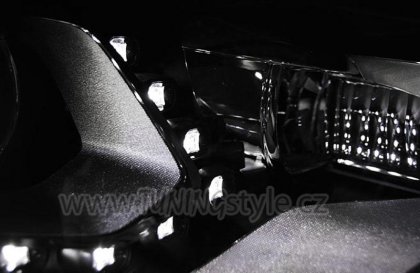 Přední světla s LED denními světly VW Tiguan 11- černá