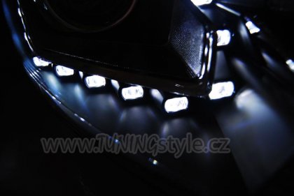 Přední světla s LED světly Ford Focus 3 11- černá