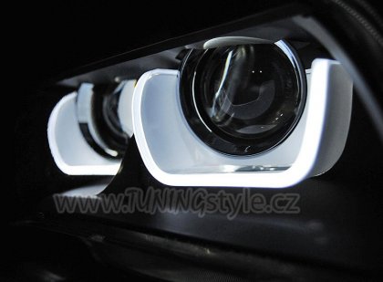 Přední světla U-LED BAR denní světla BMW X1 E84 xenon černá 12-14