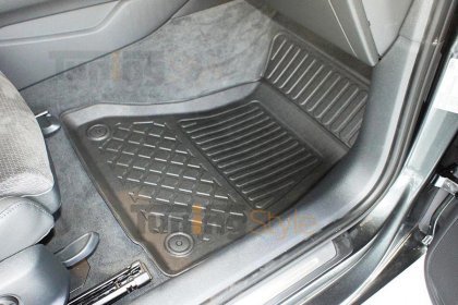Přesné plastové koberce, vaničky s vysokým okrajem - Audi A4 B9 15-