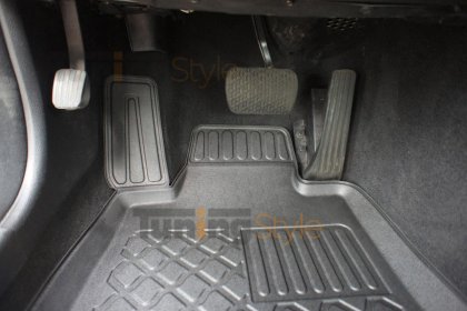 Přesné plastové koberce, vaničky s vysokým okrajem - Mercedes C W204 07-14