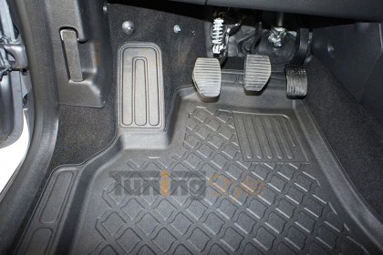 Přesné plastové koberce, vaničky s vysokým okrajem - Peugeot Partner  II 08-