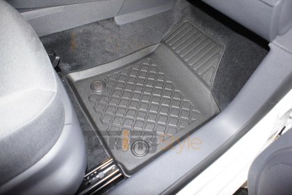 Přesné plastové koberce, vaničky s vysokým okrajem - VW Caddy Maxi 10-