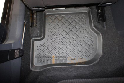 Přesné plastové koberce, vaničky s vysokým okrajem - VW Golf VI 09-13