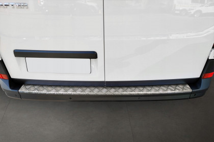 Nerezová ochranná lišta zadního nárazníku Avisa VW Crafter II 2017-