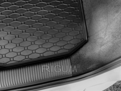 Gumová vana do kufru - AUDI A3 8V Sportback 2013-