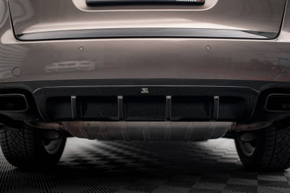 Spoiler zadního nárazníku Porsche Cayenne Mk2 černý lesklý plast