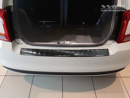 Ochranná lišta zadního nárazníku  FIAT 500 15-17 Carbon