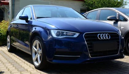 Karbonové kryty sloupků pro Audi A3 8V