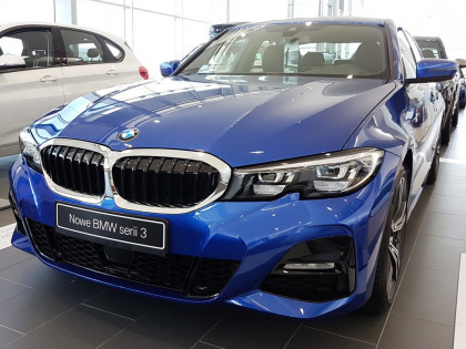 Nerezová ochranná lišta zadního nárazníku BMW 3 G20 sedan M-Paket 2018- stříbrná