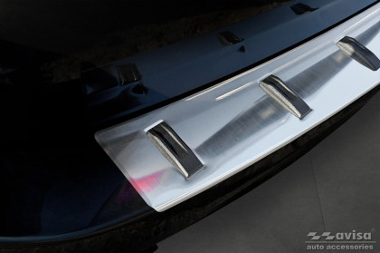 Nerezová ochranná lišta zadního nárazníku BMW 5 F11 Touring 2010- Strong edition - stříbrná