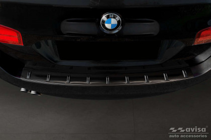 Nerezová ochranná lišta zadního nárazníku BMW 5 F11 Touring 2010- Strong edition - černá