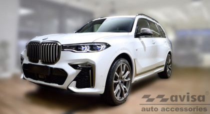 Nerezová ochranná lišta zadního nárazníku pro BMW X7 (G07) M-Paket černá zrcadlová