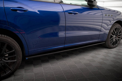 Prahové lišty Maserati Levante GTS Mk1 černý lesklý plast