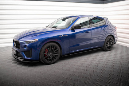 Prahové lišty Maserati Levante GTS Mk1 černý lesklý plast