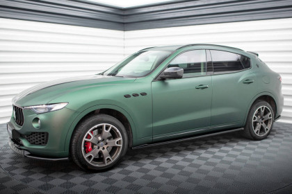 Prahové lišty Maserati Levante Mk1 černý lesklý plast