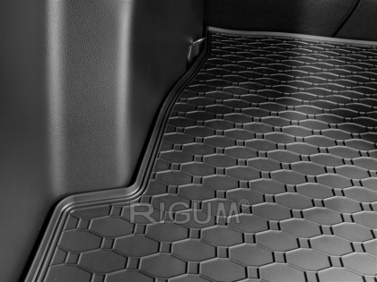 Gumová vana do kufru - TOYOTA RAV4 2019-