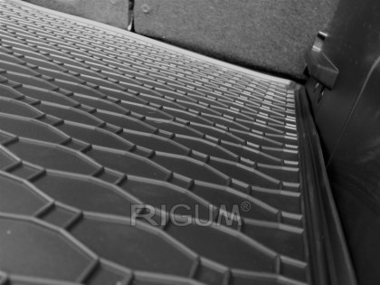 Gumová vana do kufru - SUZUKI SX4 S-Cross 2013-
