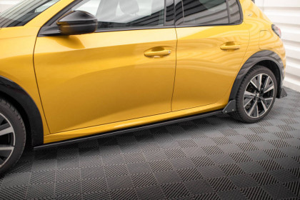 Prahové lišty + flaps Peugeot 208 GT Mk2 černý lesklý plast