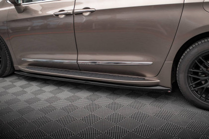 Prahové lišty Chrysler Pacifica Mk2 carbon look