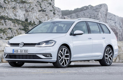 Nerezová ochranná lišta zadního nárazníku VW Golf VII Variant 17- černá 