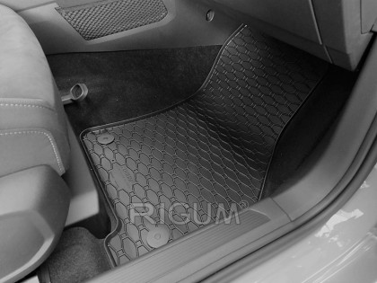 Gumové koberce RIGUM - VW Golf VIII eTSI Variant 2020-