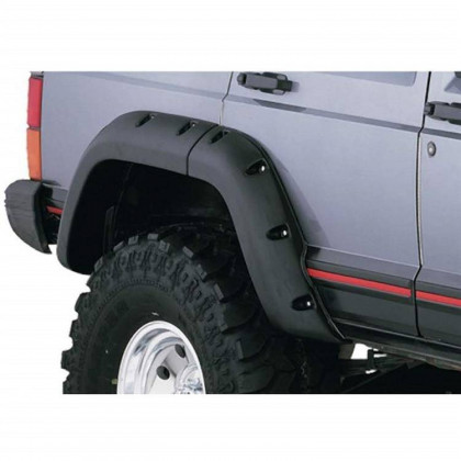 Front and rear fender flares Bushwacker 4 door Cut-Out Style