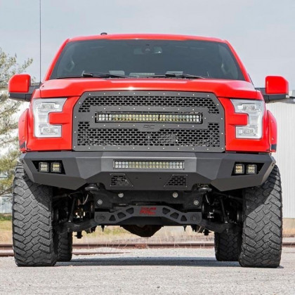 Front steel bumper with LED lights Rough Country 15-17