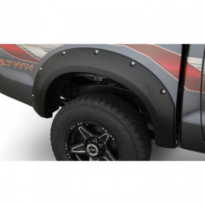 Front and rear fender flares Bushwacker Pocket Style