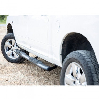 Step bars Rough Country Crew Cab