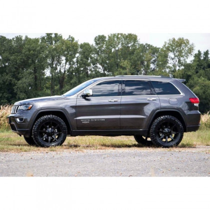 Suspension kit Rough Country Lift 2,5" 16-21