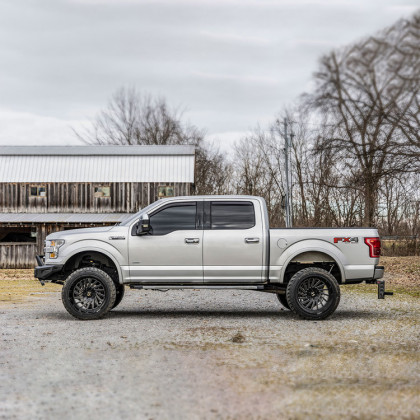 Front steel bumper with skidplate Rough Country