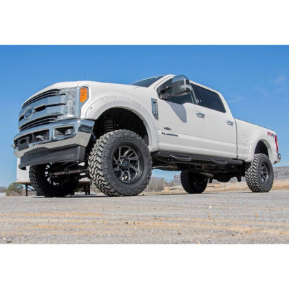 Front and rear fender flares Rough Country Pocket