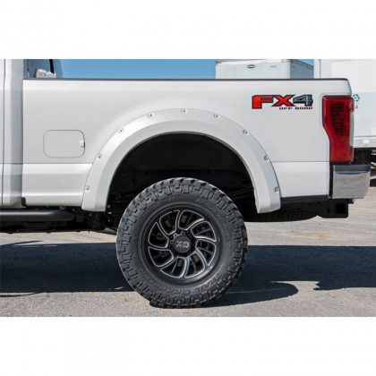 Front and rear fender flares Rough Country Pocket