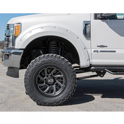 Front and rear fender flares Rough Country Pocket