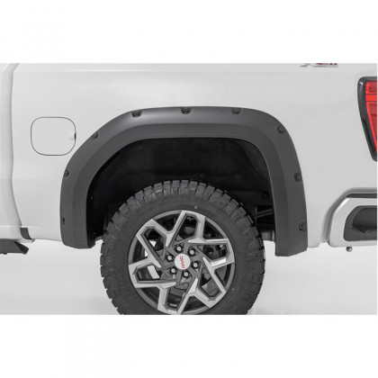 Front and rear fender flares Rough Country Pocket