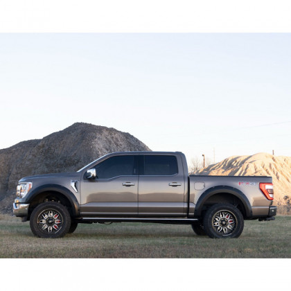 Front and rear fender flares Rough Country Traditiona Pocket