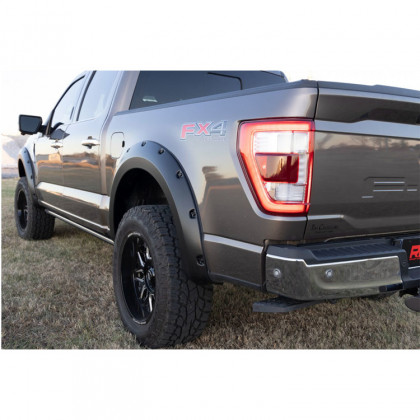 Front and rear fender flares Rough Country Traditiona Pocket