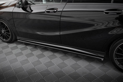 Prahové lišty Mercedes-Benz A AMG-Line W176 Facelift černý lesklý plast