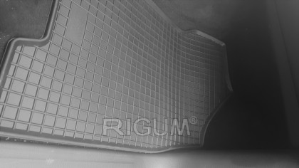 Gumové koberce RIGUM - NISSAN Navara 2016- LUX + tunel