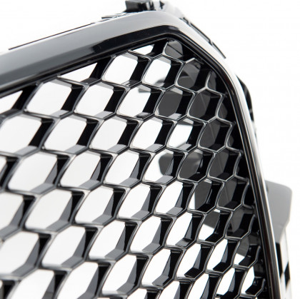 Sportovní maska AUDI Q3 (8U) RS-TYPE 12-15 černá lesklá