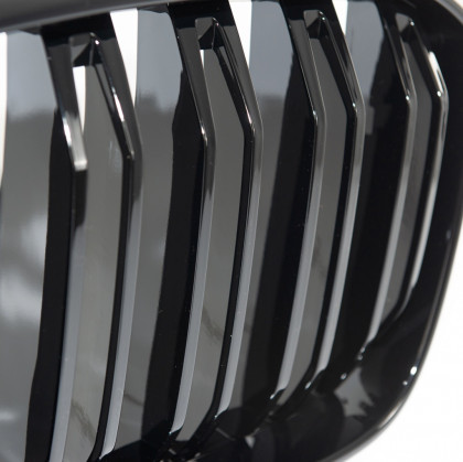 Maska - ledvinky BMW X3 (G01, F97) X4 (G02, F98) Facelift 2021- M Style - černé lesklé