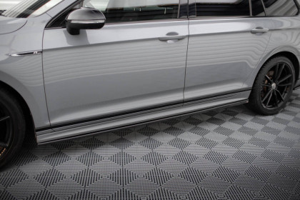 Prahové lišty Volkswagen Passat R-Line B8 Facelift černý lesklý plast