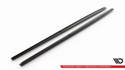 Prahové lišty Jaguar XE R-Sport X760 černý lesklý plast