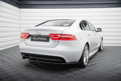 Splittery zadní boční Jaguar XE R-Sport X760 černý lesklý plast