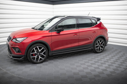 Prahové lišty Seat Arona FR Mk1 černý lesklý plast