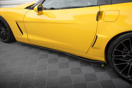 Prahové lišty Chevrolet Corvette C6 černý lesklý plast